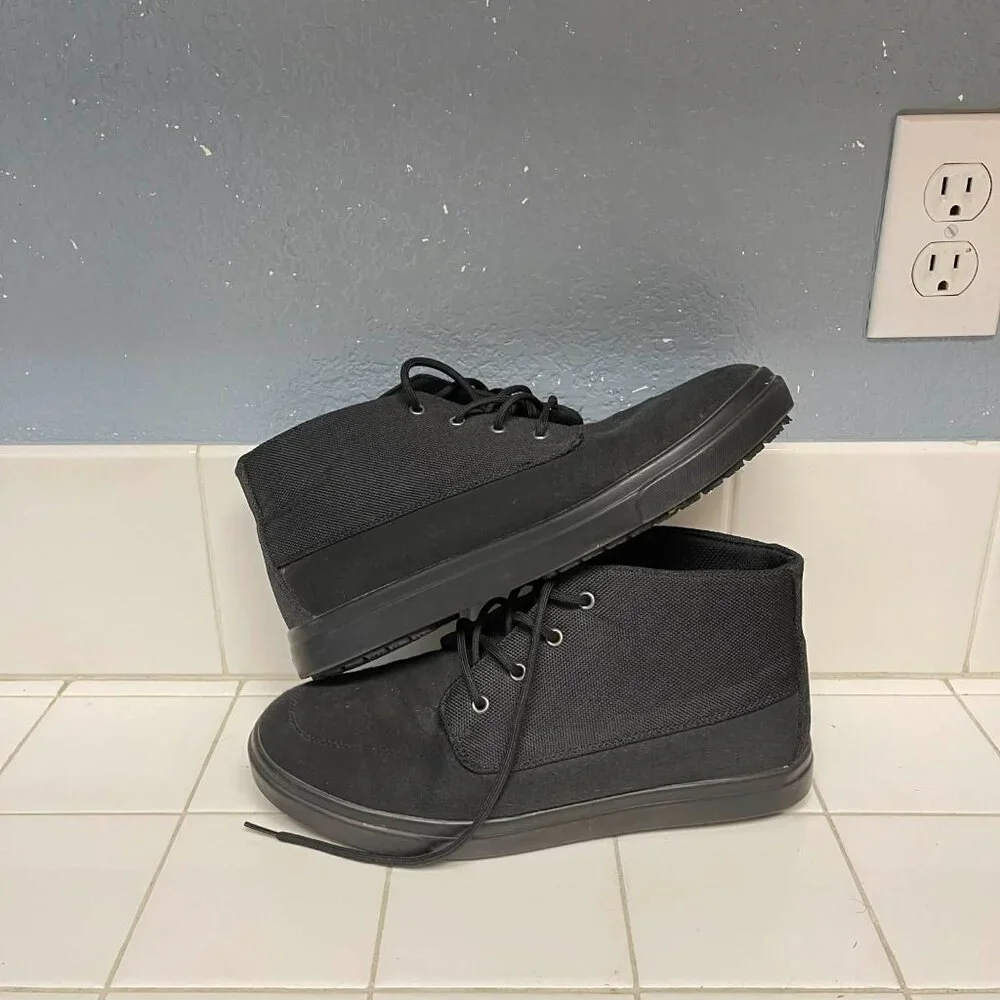 SR Max 6800  slip resistant shoes
